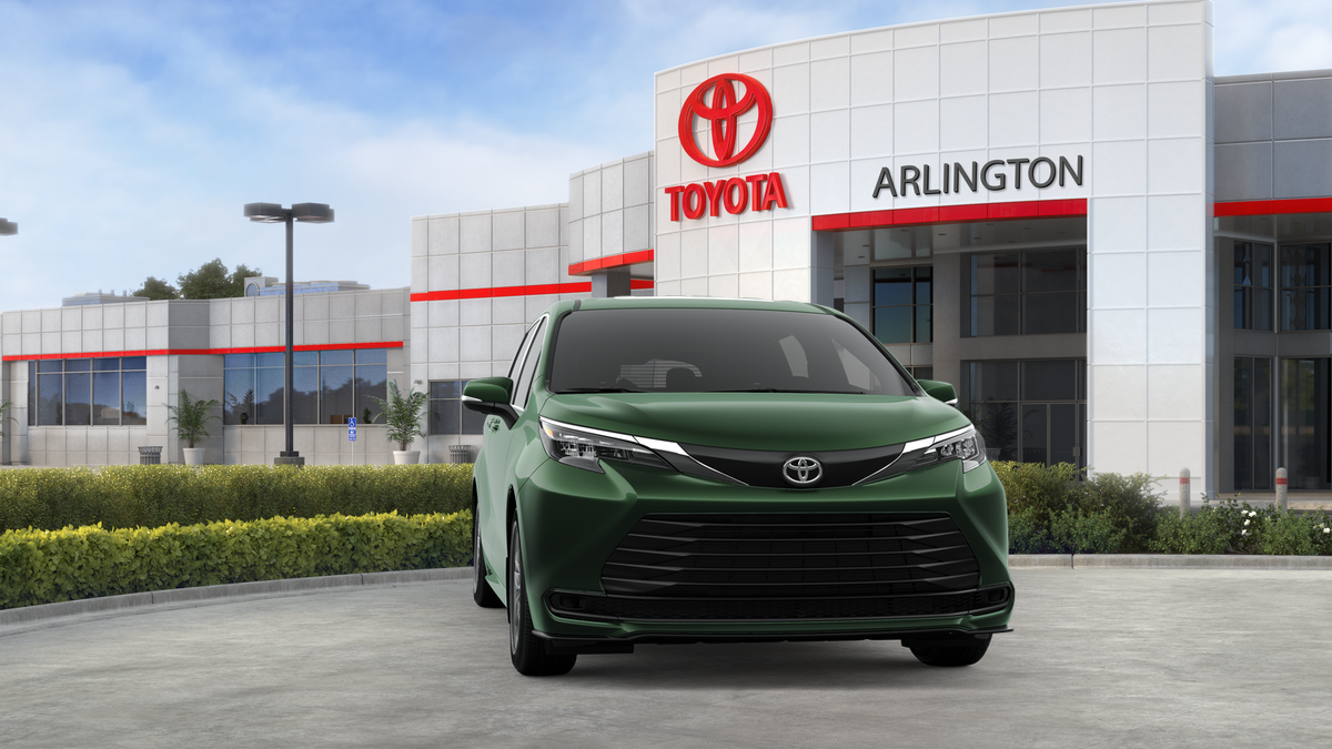 2026 Toyota Sienna LE