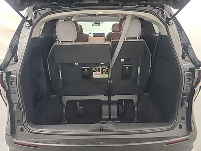 2025 Toyota Sienna LE 8 Passenger