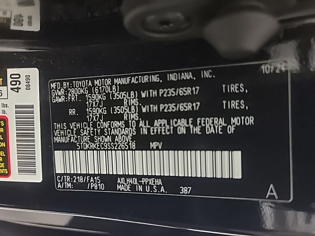 2025 Toyota Sienna LE 8 Passenger