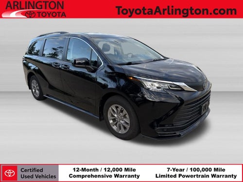 2023 Toyota Sienna LE 8 Passenger