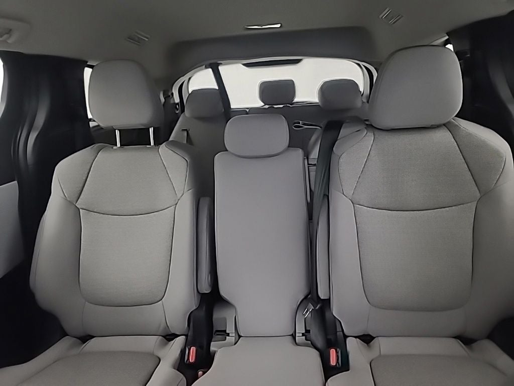 2026 Toyota Sienna LE 8 Passenger