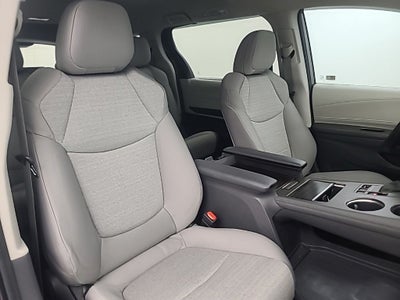 2024 Toyota Sienna LE AWD 8 Passanger