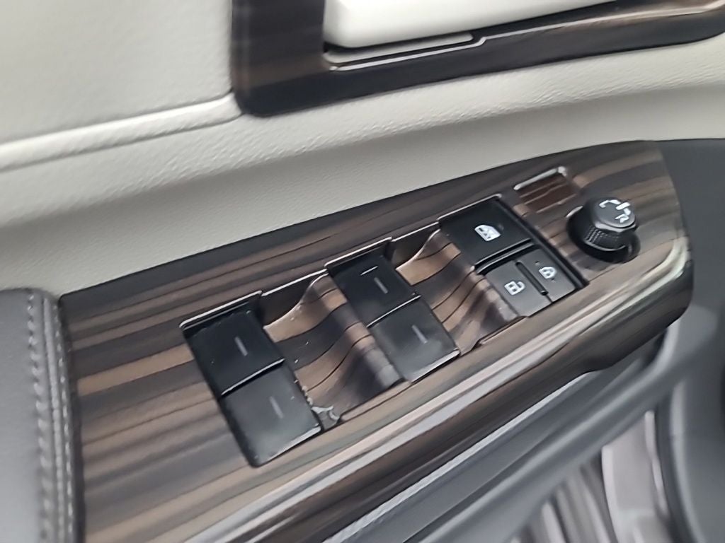 2024 Toyota Sienna LE AWD 8 Passanger