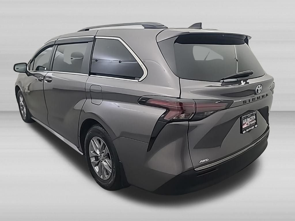 2024 Toyota Sienna LE AWD 8 Passanger