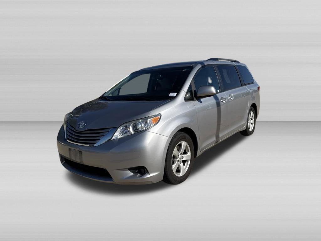 2017 Toyota Sienna LE 8 Passenger