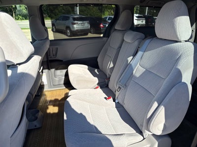 2017 Toyota Sienna LE 8 Passenger