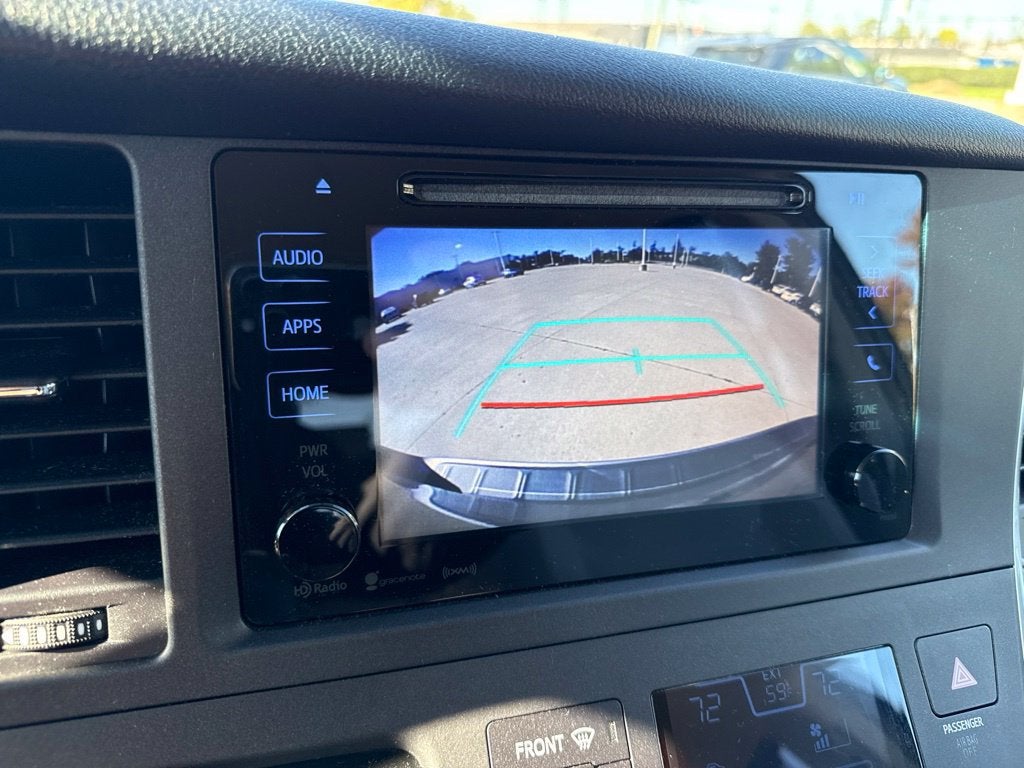 2017 Toyota Sienna LE 8 Passenger