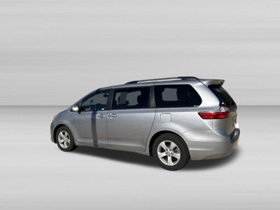 2017 Toyota Sienna LE 8 Passenger