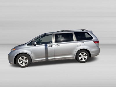 2017 Toyota Sienna LE 8 Passenger