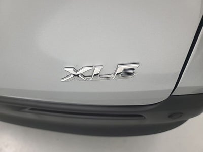 2025 Toyota Sienna XLE 8 Passenger