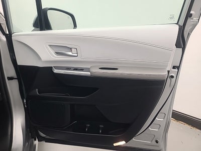 2025 Toyota Sienna XLE 8 Passenger