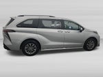 2025 Toyota Sienna XLE 8 Passenger
