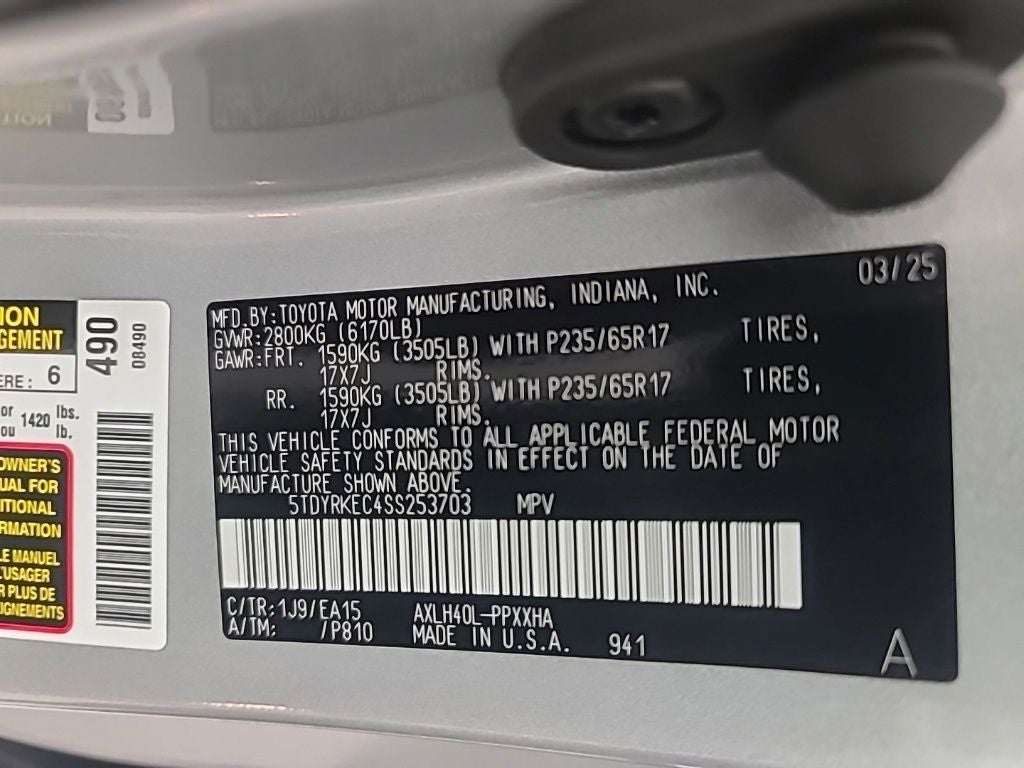 2025 Toyota Sienna XLE 8 Passenger