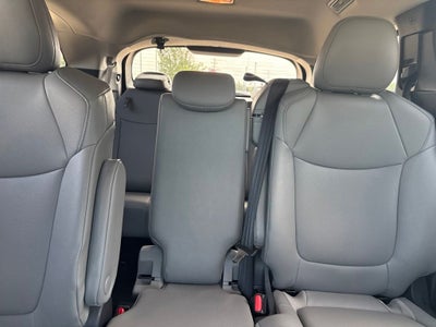 2026 Toyota Sienna XLE 8 Passenger