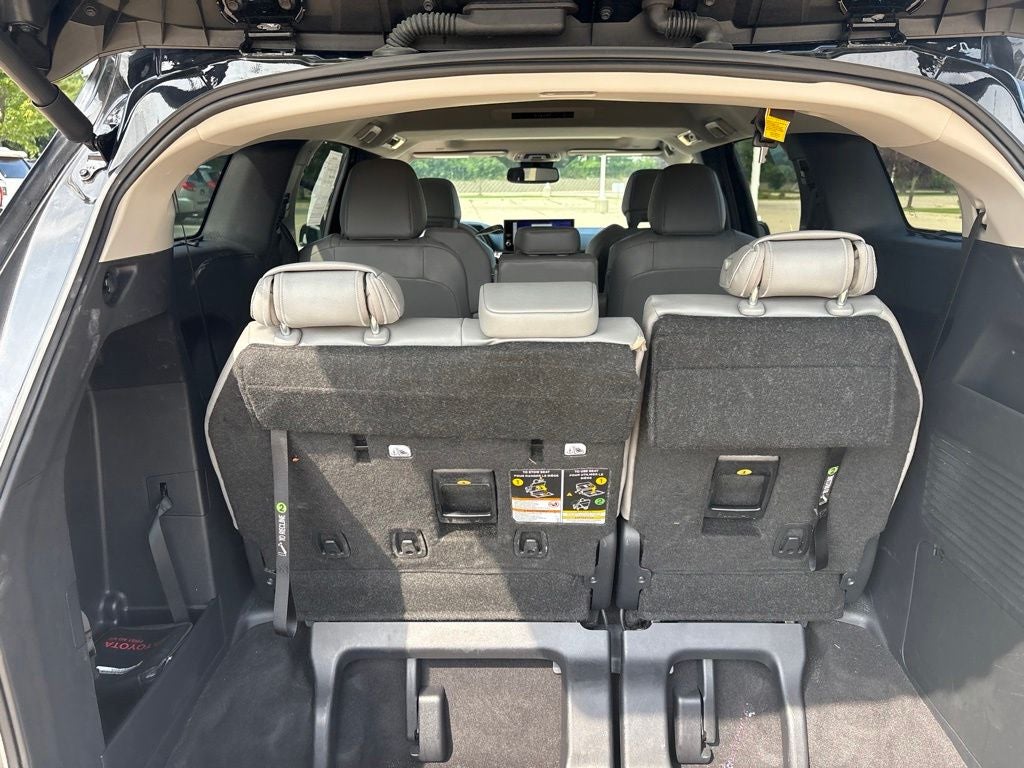 2026 Toyota Sienna XLE 8 Passenger