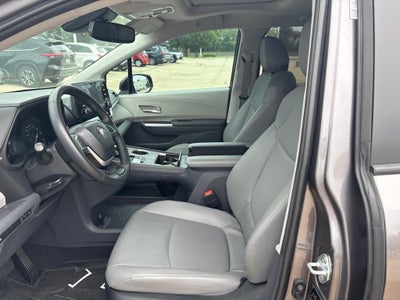 2023 Toyota Sienna XLE 7 Passenger