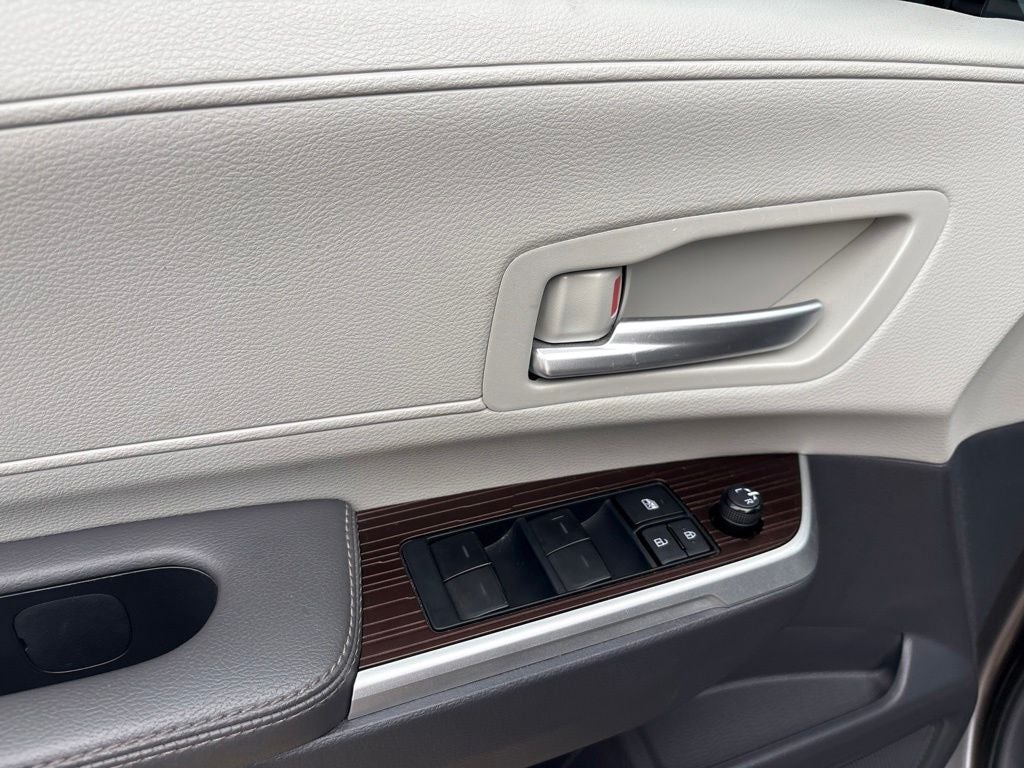 2023 Toyota Sienna XLE 7 Passenger