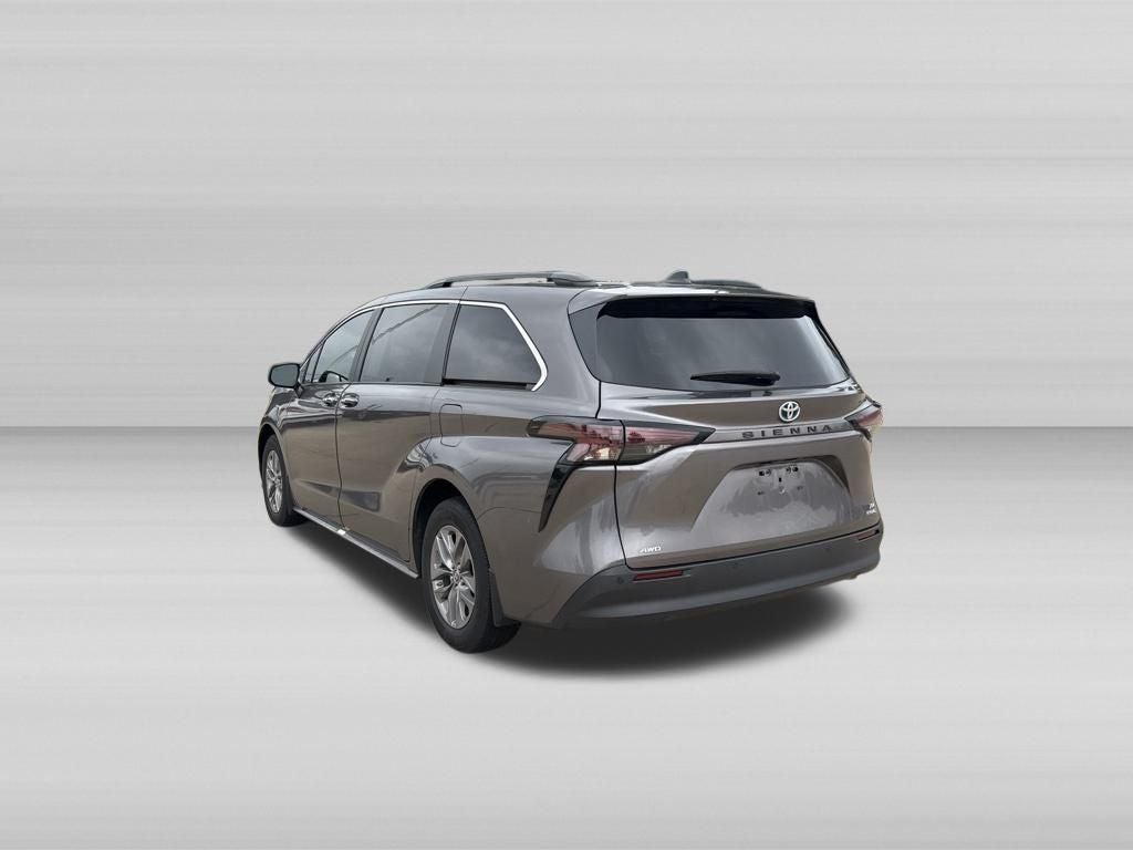 2023 Toyota Sienna XLE 7 Passenger