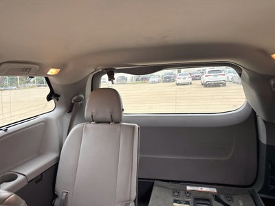 2017 Toyota Sienna L 7 Passenger