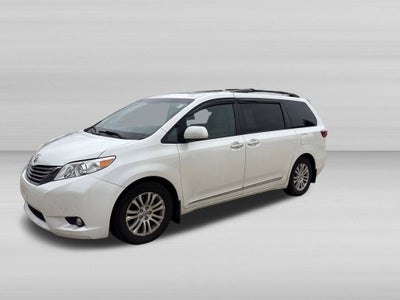 2017 Toyota Sienna L 7 Passenger