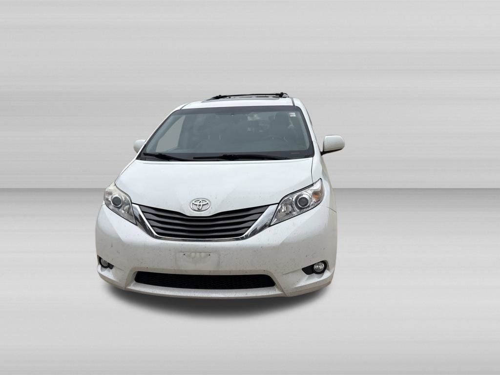2017 Toyota Sienna L 7 Passenger