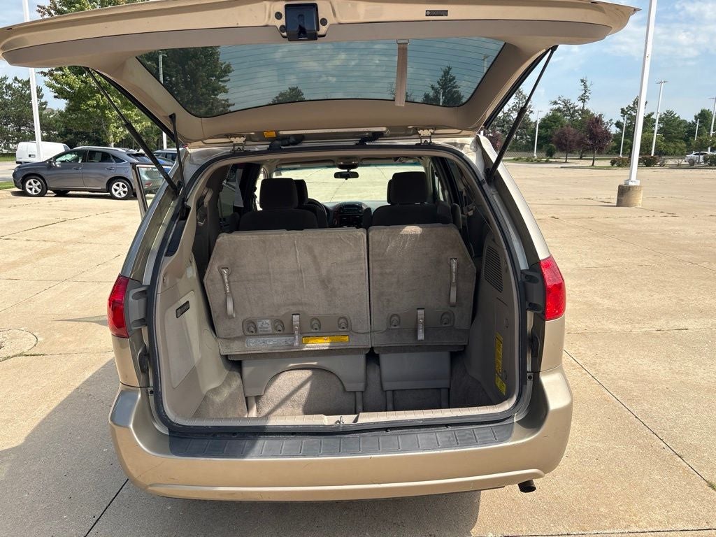 2007 Toyota SIENNA XLE