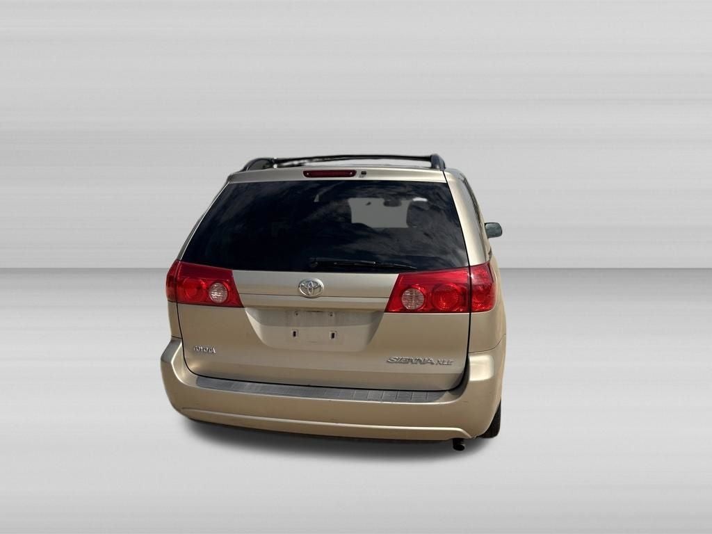 2007 Toyota SIENNA XLE