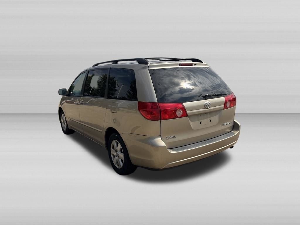 2007 Toyota SIENNA XLE