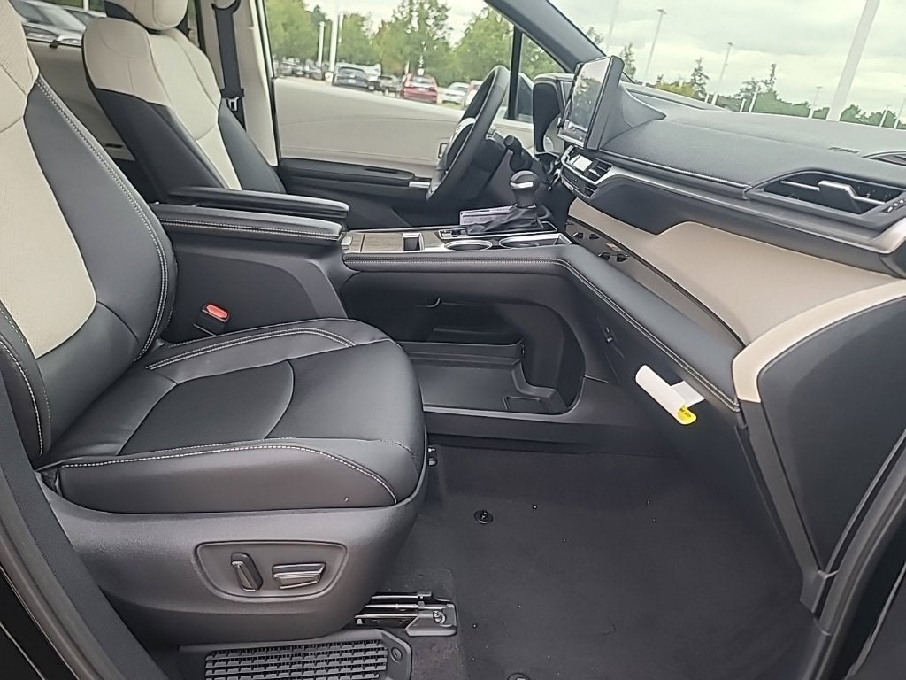 2026 Toyota Sienna Limited 7 Passenger