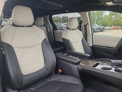 2026 Toyota Sienna Limited 7 Passenger