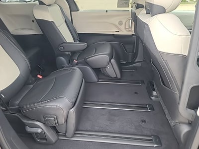 2026 Toyota Sienna Limited 7 Passenger
