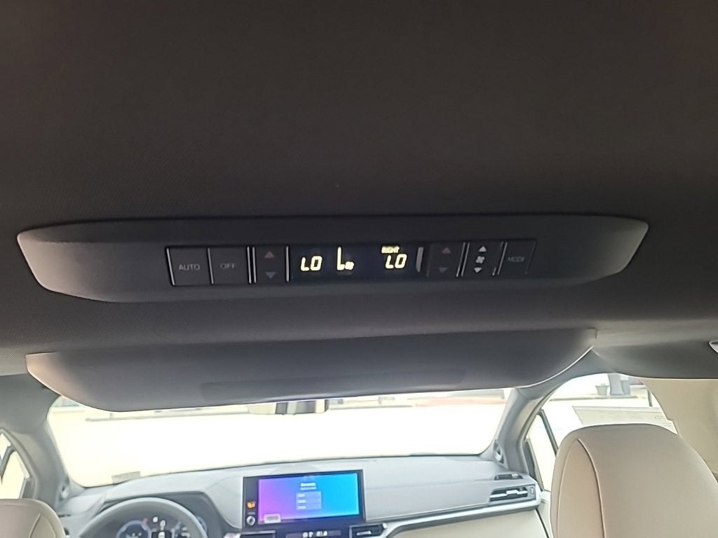 2026 Toyota Sienna Limited 7 Passenger