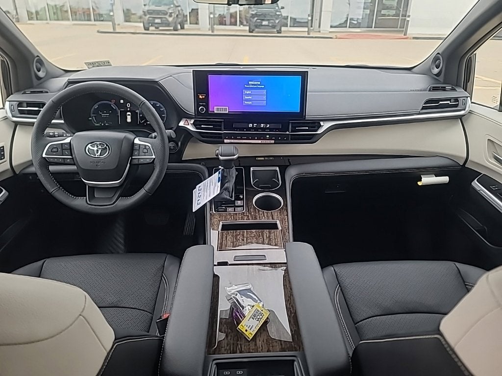 2026 Toyota Sienna Limited 7 Passenger