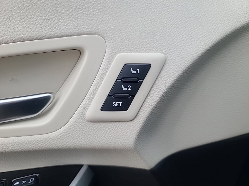 2026 Toyota Sienna Limited 7 Passenger