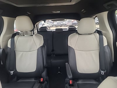 2026 Toyota Sienna Limited 7 Passenger