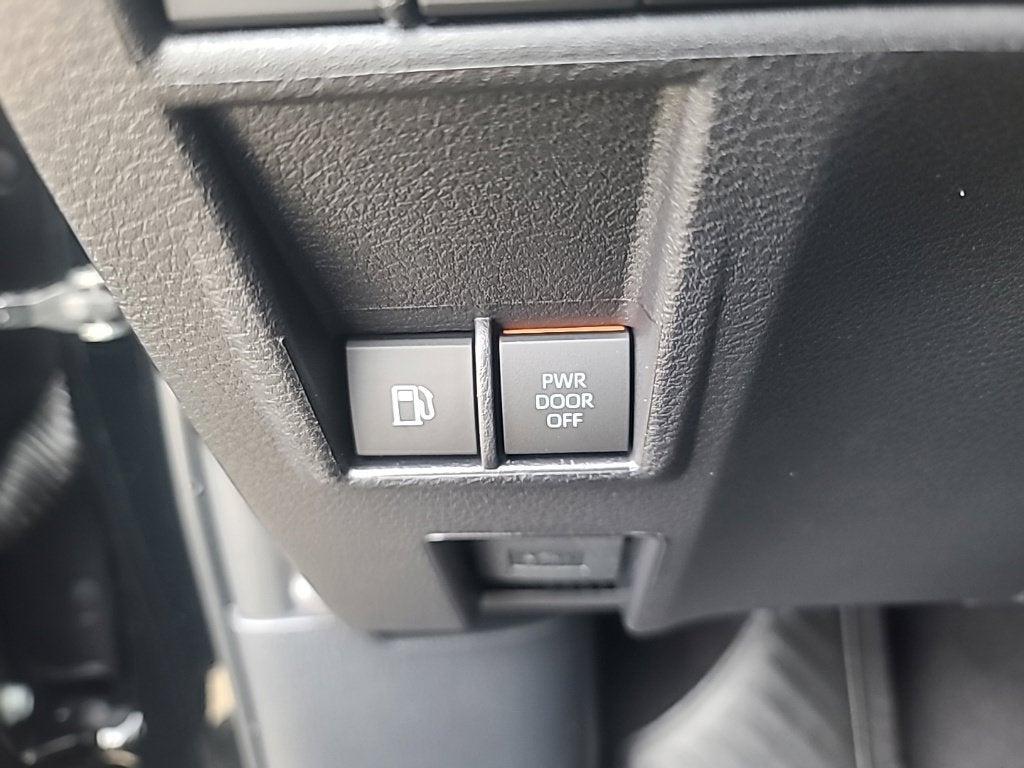 2026 Toyota Sienna Limited 7 Passenger