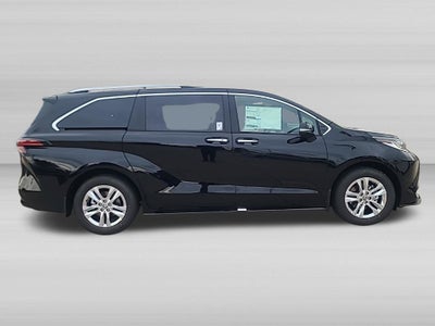 2026 Toyota Sienna Limited 7 Passenger