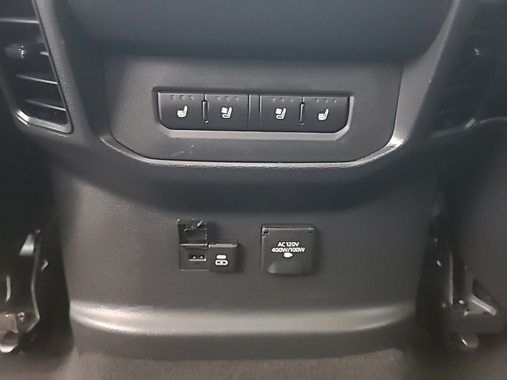 2022 Toyota Tundra i-FORCE MAX Capstone