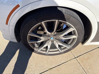 2020 BMW X7 M50i