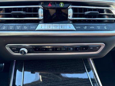 2020 BMW X7 M50i