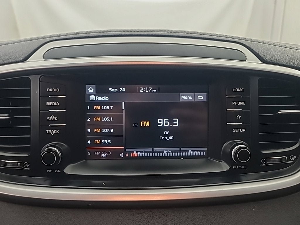 2020 Kia Sorento S