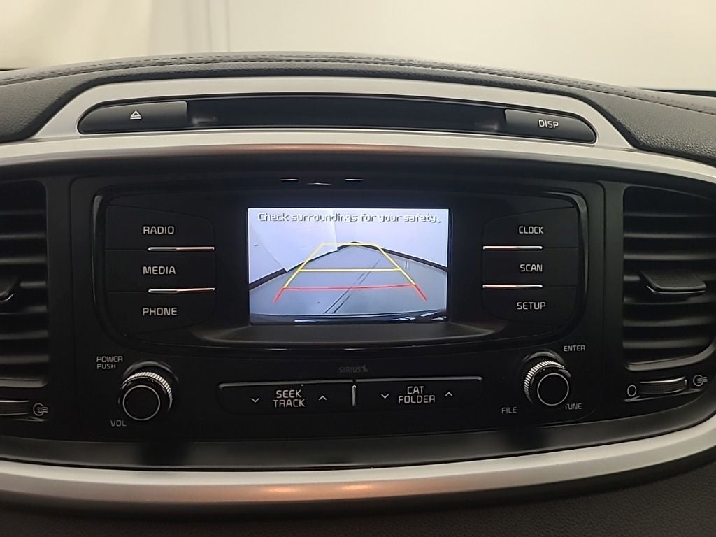 2016 Kia Sorento LX