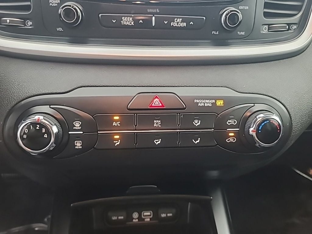 2016 Kia Sorento LX