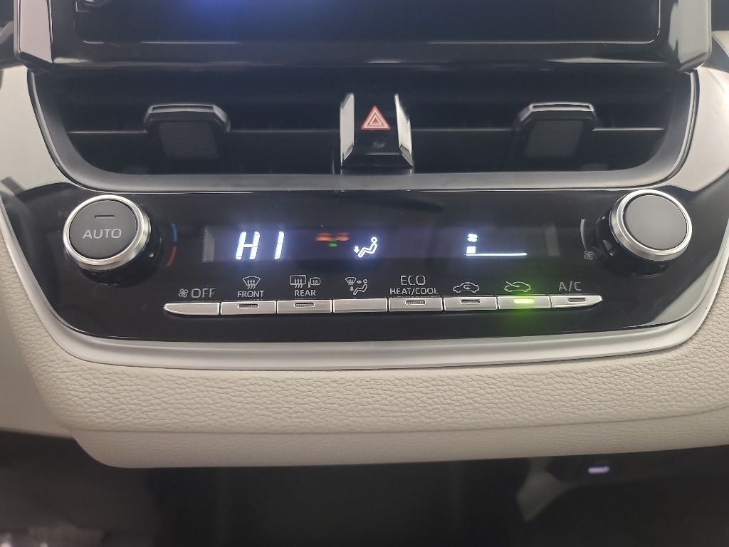 2026 Toyota COROLLA LE