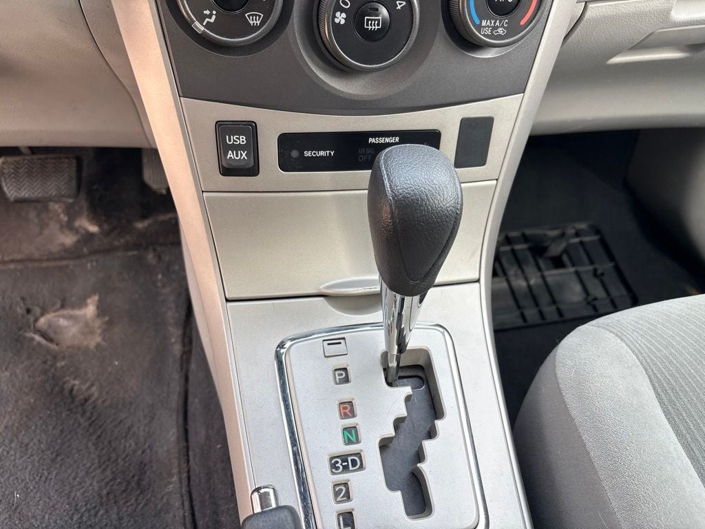 2012 Toyota COROLLA LE