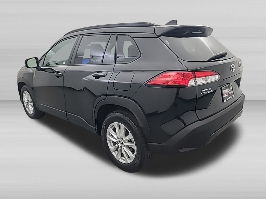 2025 Toyota Corolla Cross LE