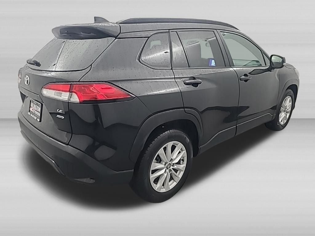 2024 Toyota Corolla Cross LE