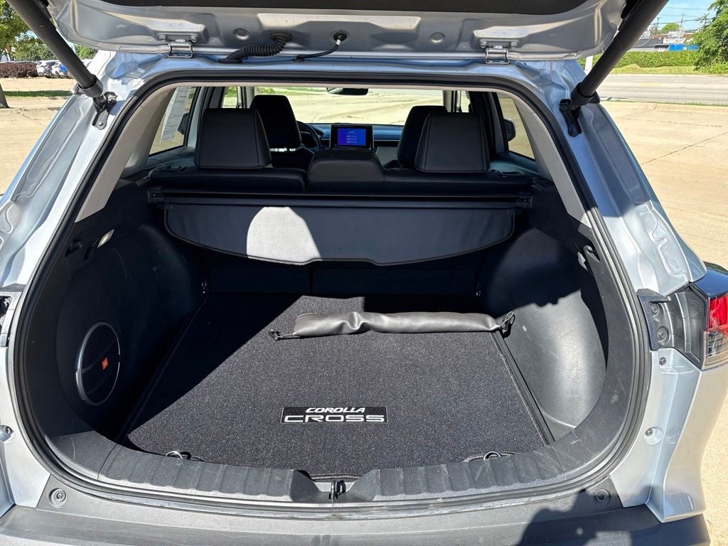 2023 Toyota Corolla Cross XLE w/ Convenience Package
