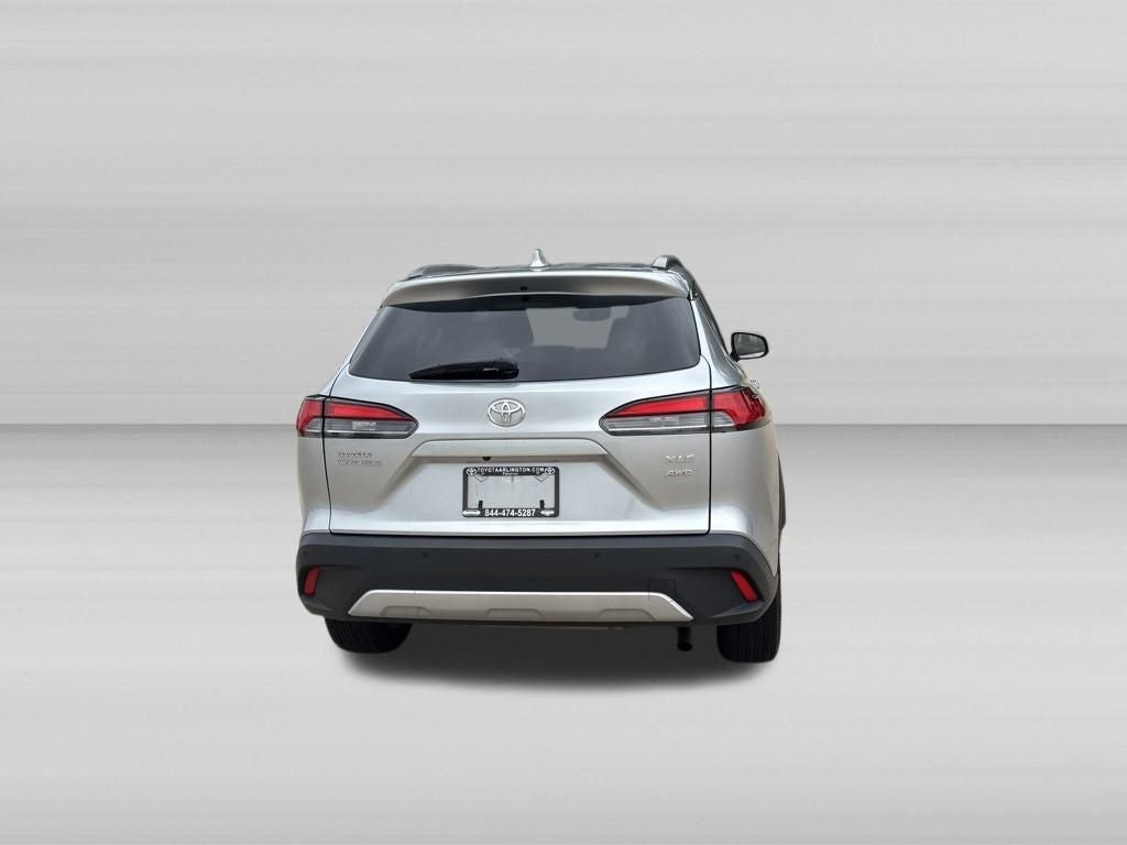 2024 Toyota Corolla Cross XLE