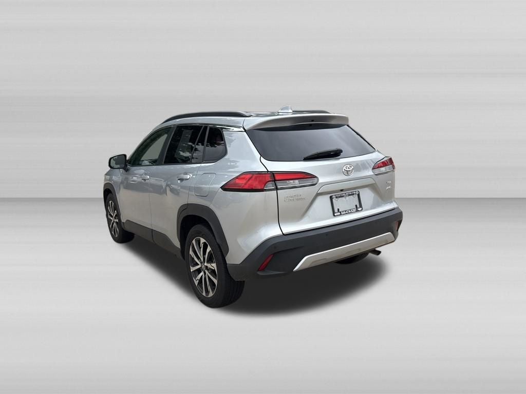 2024 Toyota Corolla Cross XLE